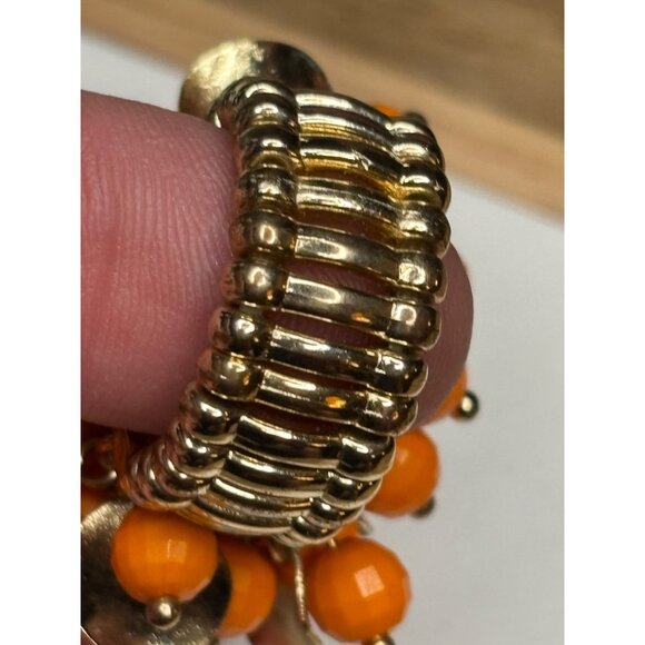 Retro Gold-Tone Stretch Ring With Orange Beads & Textured Discs - Picture 3 of 6